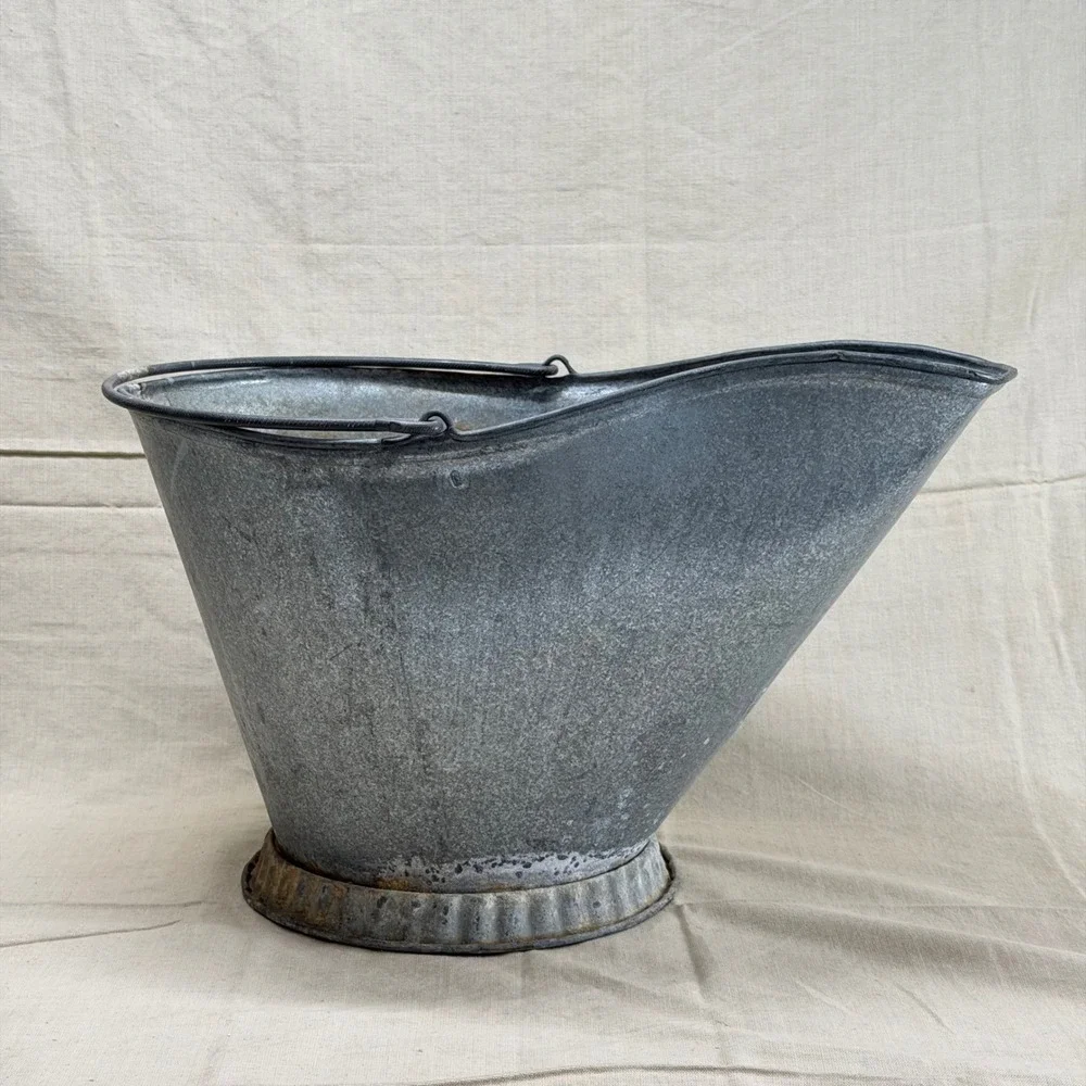 Vintage Galvanized Coal Hod Fall Porch Decor Bucket Fireplace Ash Scuttle Holder